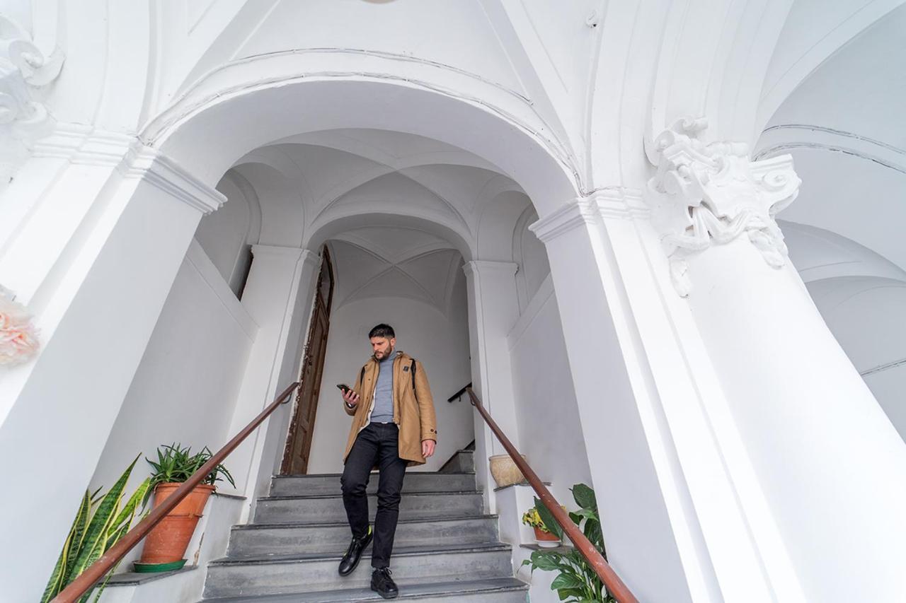 Guest house Medina H. Centro, By Clapa Group Naples