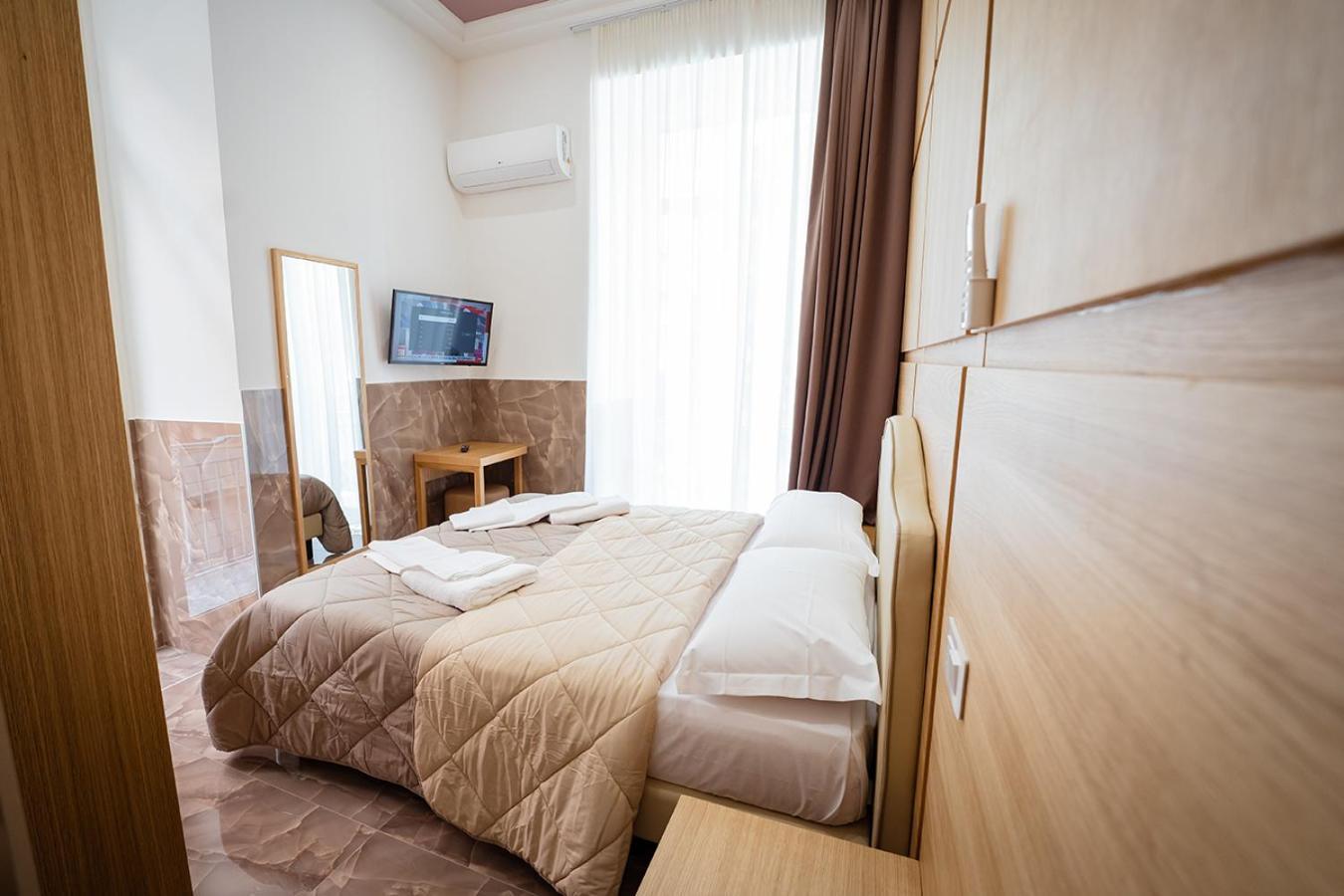 Guest house Medina H. Centro, By Clapa Group Naples